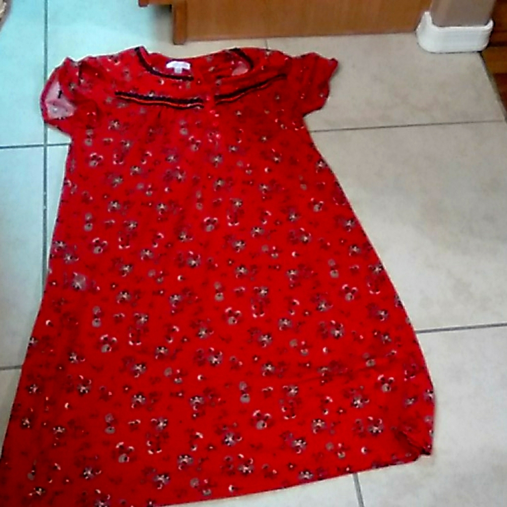 Red floral nightgown